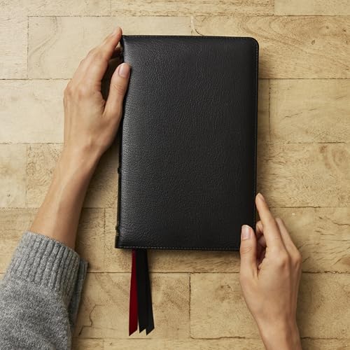 KJV, Personal Size Reference Bible, Sovereign Collection, Black Premium Goatskin Leather, Premier Collection, Comfort Print