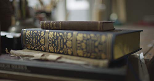 ESV Illuminated Bible, Art Journaling Edition (Cloth over Board, Navy)