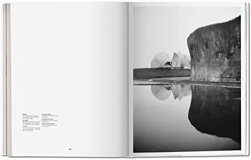 Frédéric Chaubin. CCCP. Cosmic Communist Constructions Photographed (Multilingual Edition)