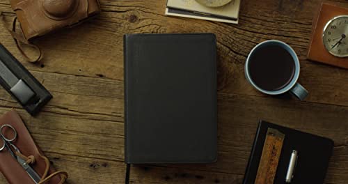 ESV Men's Study Bible (Genuine Leather, Black): Holy Bible, English Standard Version