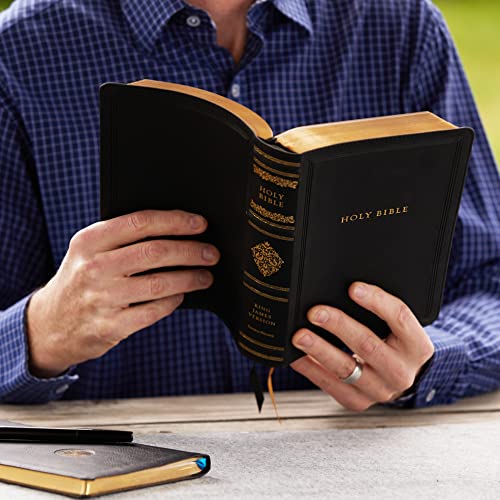KJV, Personal Size Reference Bible, Sovereign Collection, Genuine Leather, Black, Red Letter, Thumb Indexed, Comfort Print: Holy Bible, King James Version