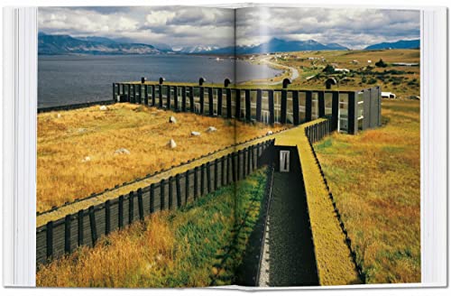 Green Architecture (Bibliotheca Universalis) (Multilingual Edition)