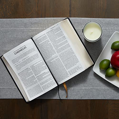 KJV, Foundation Study Bible, Large Print, Leathersoft, Brown, Red Letter, Comfort Print: Holy Bible, King James Version