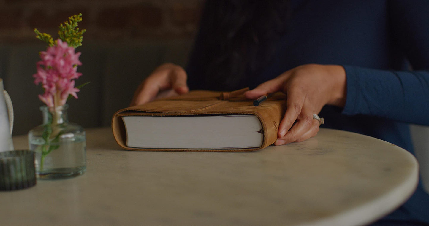 ESV Journaling Study Bible (Natural Leather, Brown, Flap with Strap): Holy Bible, English Standard Version