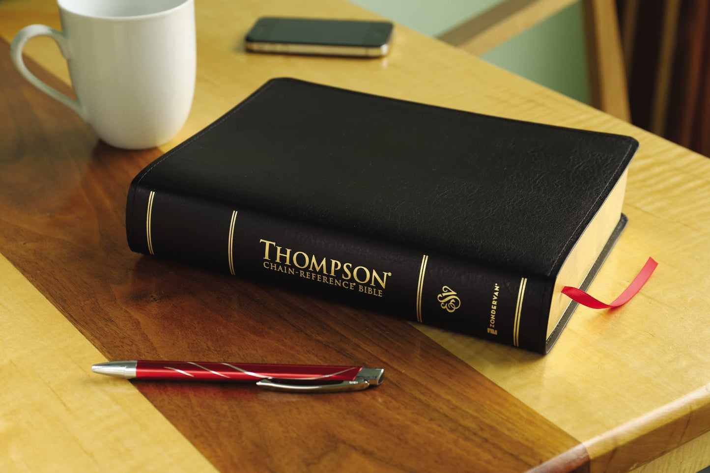 ESV, Thompson Chain-Reference Bible, Bonded Leather, Black, Red Letter, Thumb Indexed