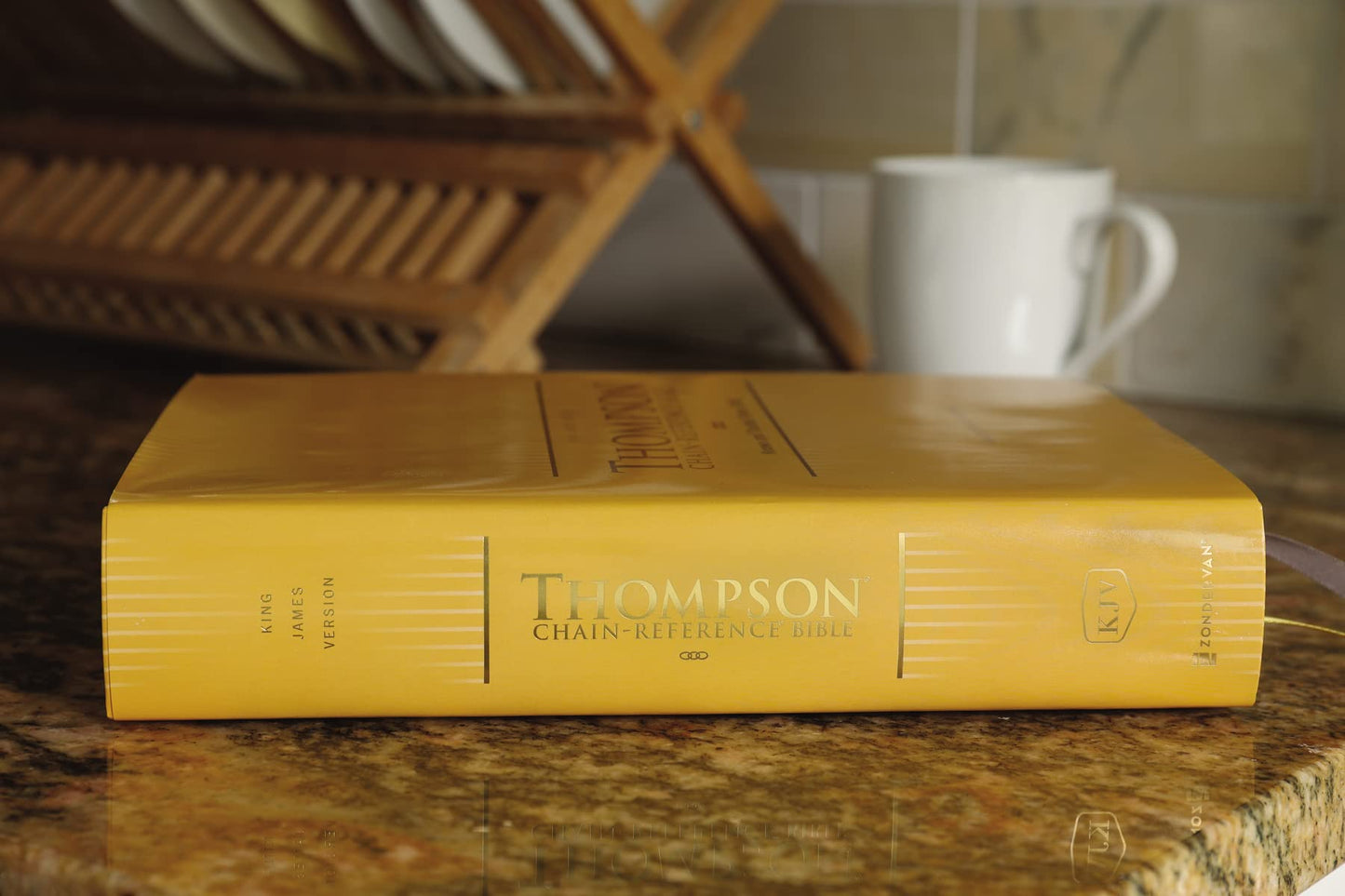 KJV, Thompson Chain-Reference Bible, Hardcover, Yellow Gold, Red Letter, Comfort Print