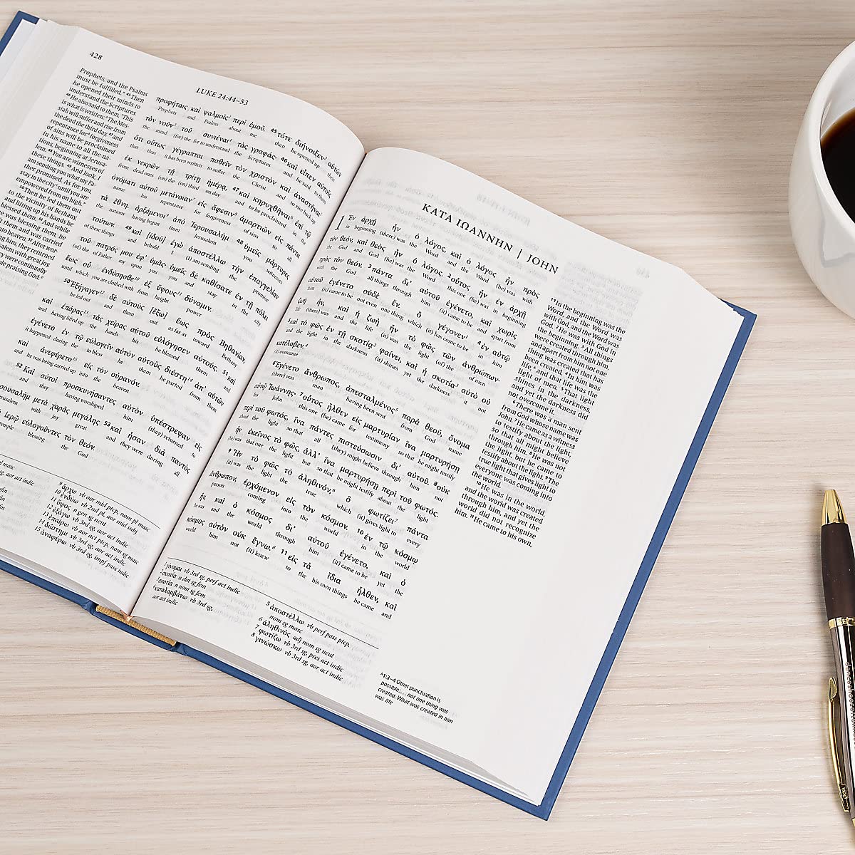 Greek-English Interlinear CSB New Testament, Hardcover, Black Letter, NA28 Greek Text, English Gloss, Parsing Tools, Study Bookmark, Full CSB Text, Translation Notes, Easy-to-Read Type