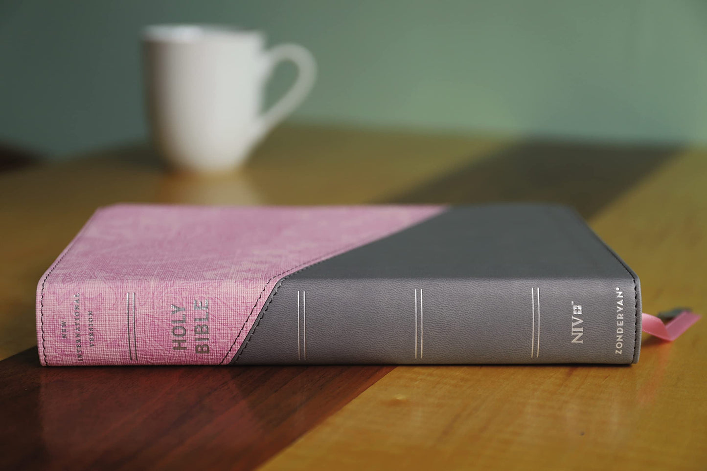 NIV, Personal Size Bible, Large Print, Leathersoft, Pink/Gray, Red Letter, Thumb Indexed, Comfort Print