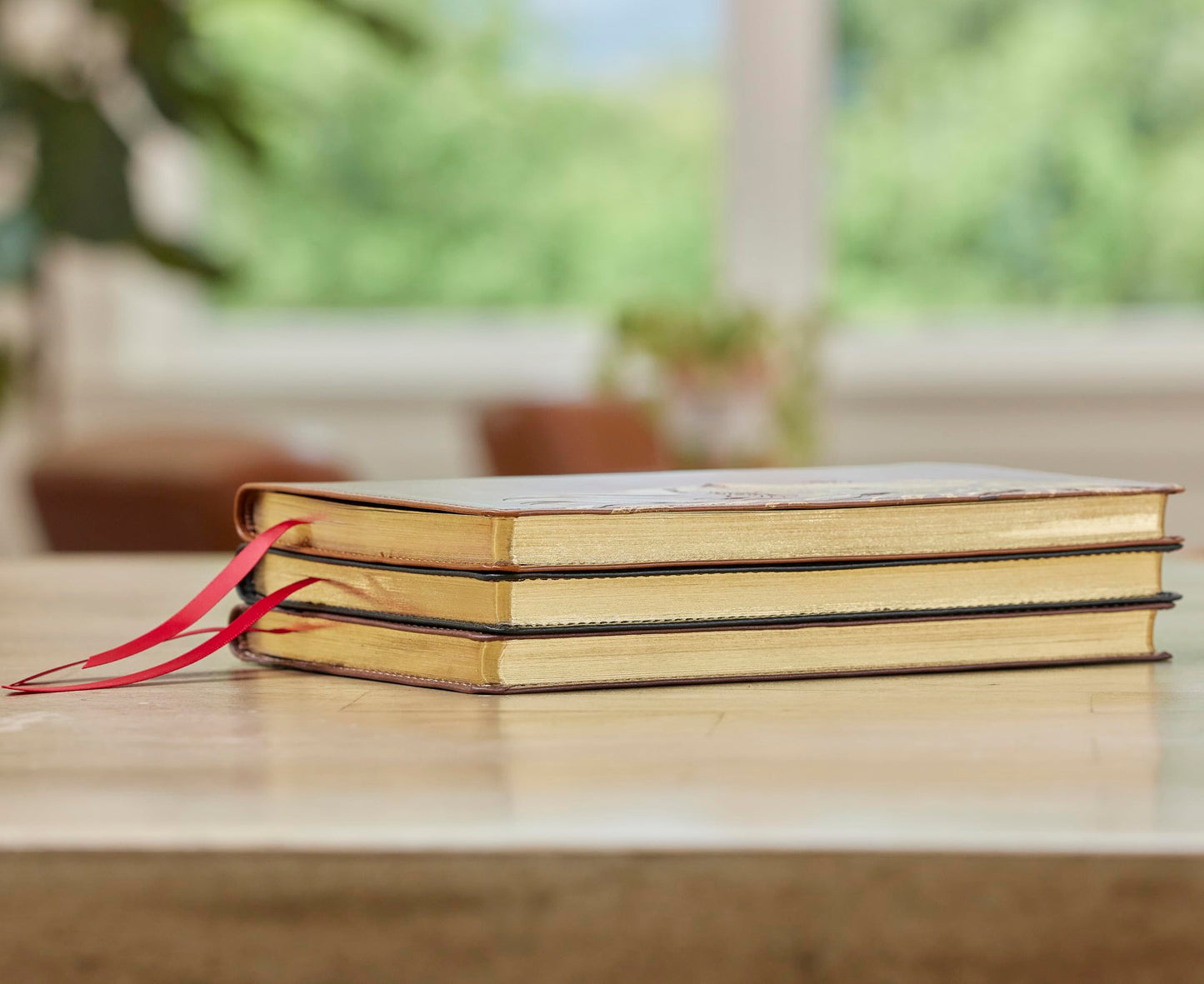 KJV, Personal Size New Testament, Black Genuine Leather, Red Letter, Comfort Print