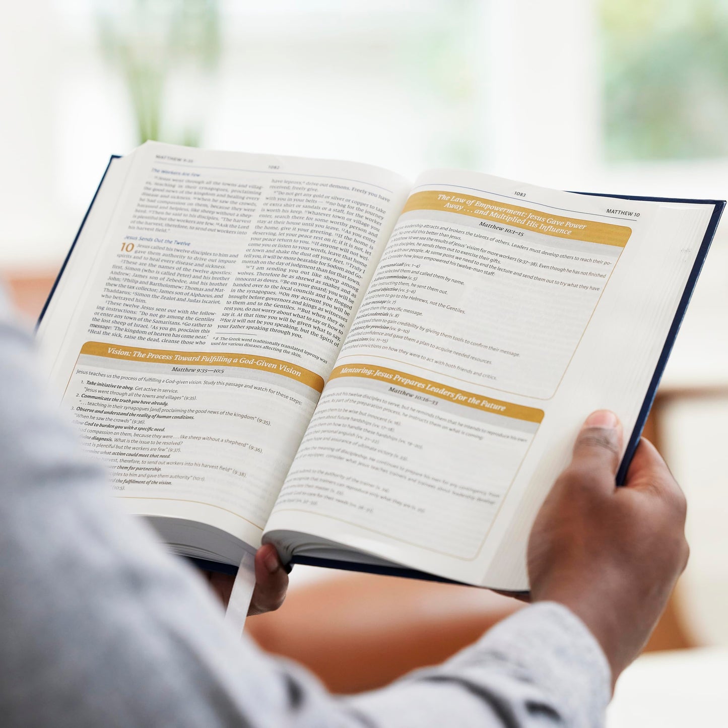 NIV, Maxwell Leadership Bible, 3rd Edition, Hardcover, Comfort Print: Holy Bible, New International Version