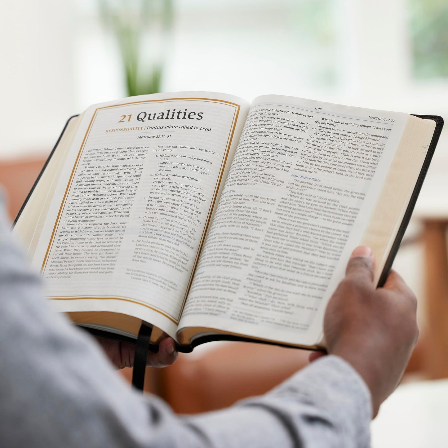 NIV, Maxwell Leadership Bible, 3rd Edition, Hardcover, Comfort Print: Holy Bible, New International Version