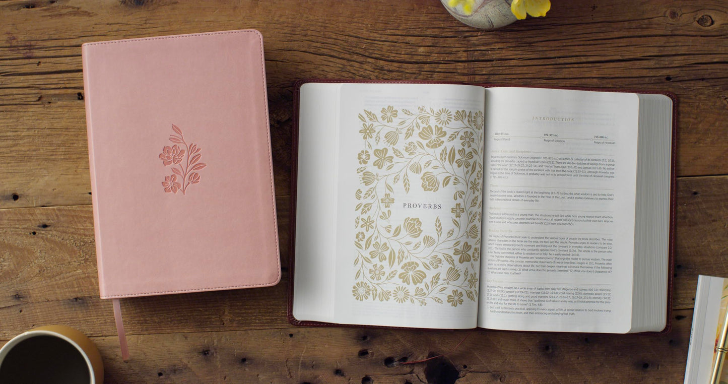 ESV Women's Study Bible (TruTone, Pink, Floral Bloom Design): Holy Bible, English Standard Version