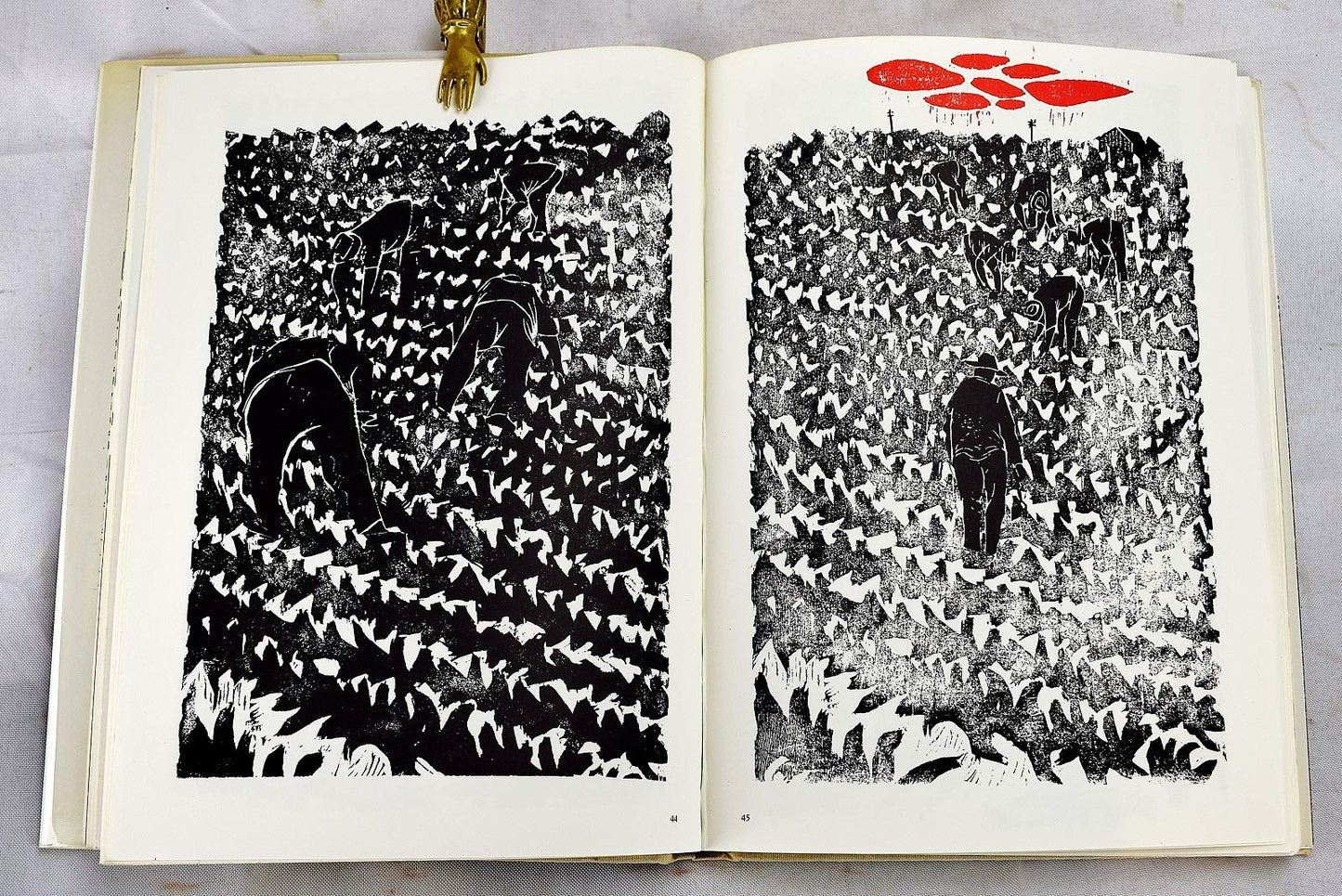 Frasconi: Against the Grain : The Woodcuts of Antonio Frasconi