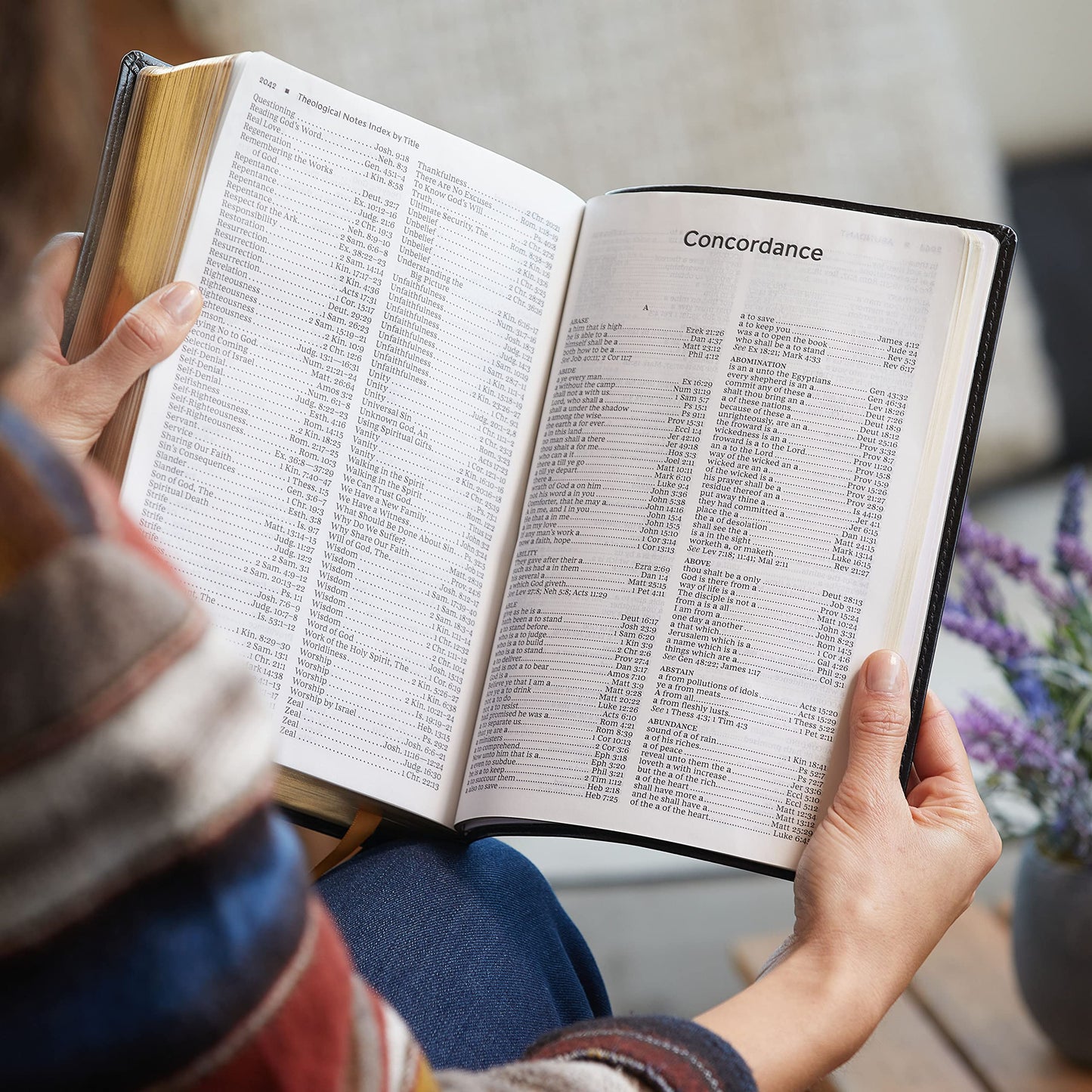 KJV, Foundation Study Bible, Large Print, Leathersoft, Brown, Red Letter, Comfort Print: Holy Bible, King James Version