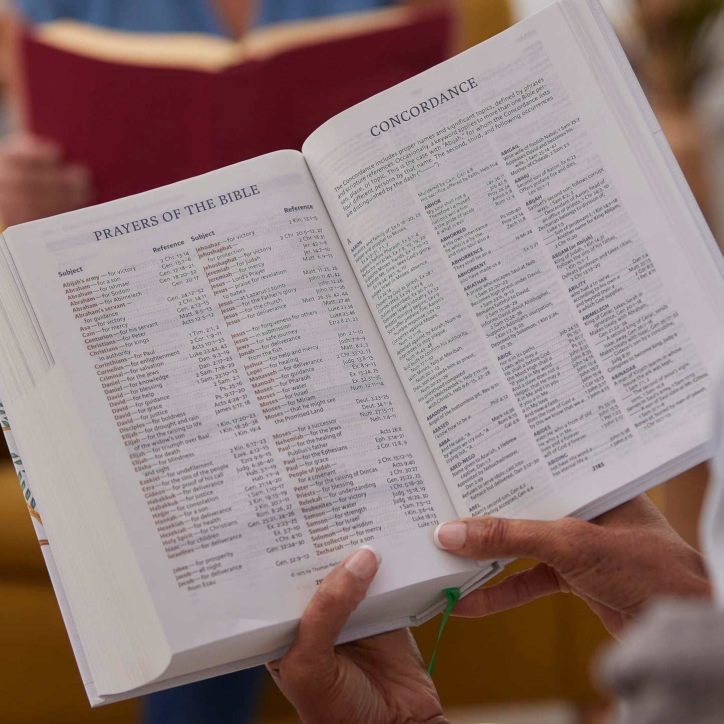 Evangelical Study Bible: Christ-centered. Faith-building. Mission-focused. (NKJV, Brown Leathersoft, Red Letter, Large Comfort Print)