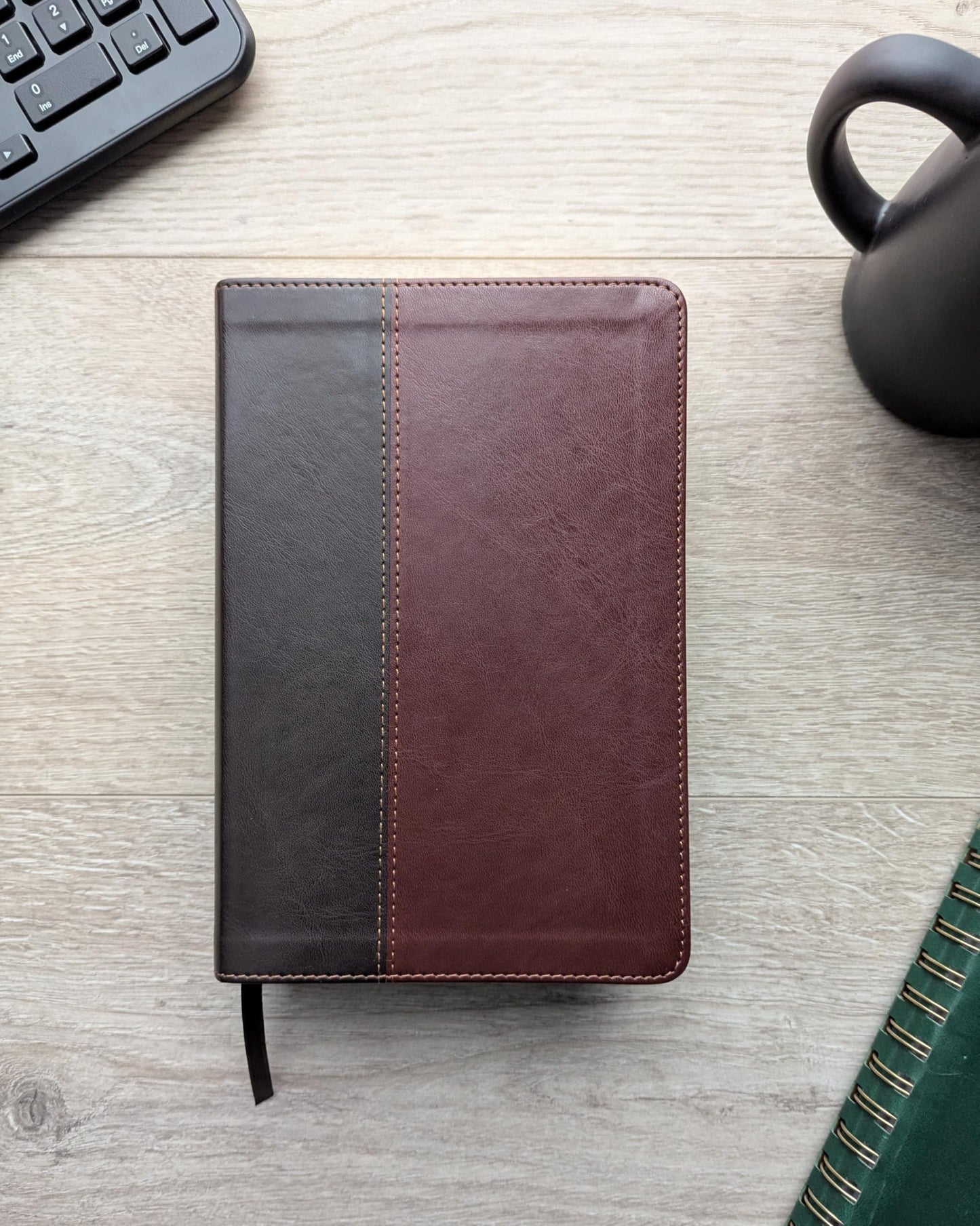 NLT Life Application Study Bible, Third Edition, Personal Size (LeatherLike, Brown/Mahogany, Red Letter)