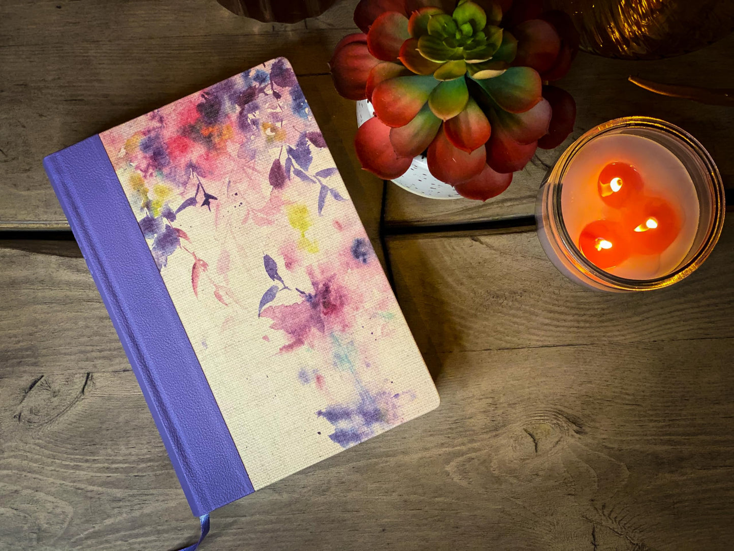 NVI, Biblia de Estudio para la Mujer NVI, Leathersoft/Tela Lila, Comfort Print (Spanish Edition)